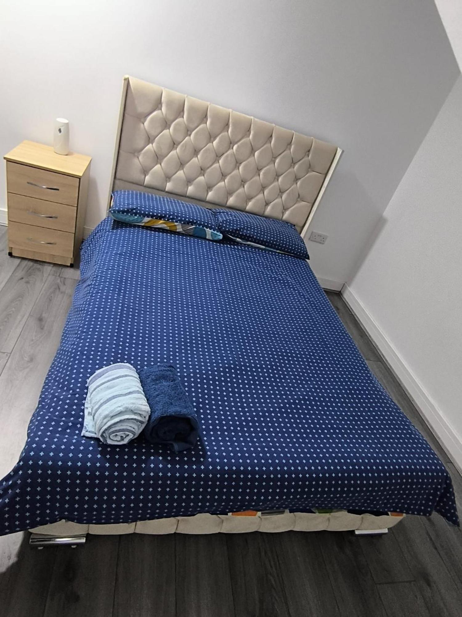 Spacious Full Home - Perfect For Families & Groups Oldbury  Esterno foto